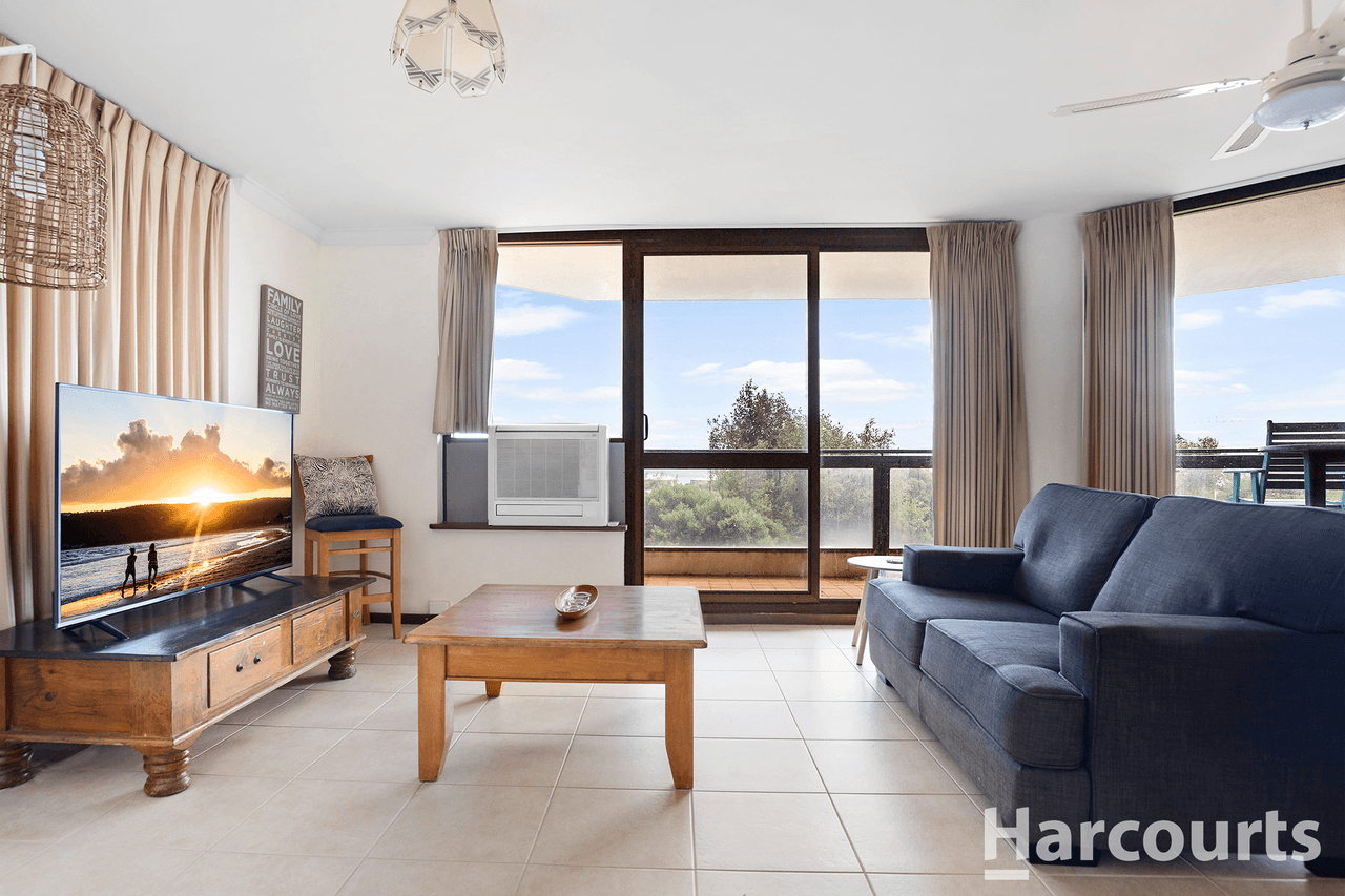 4/6A Valley Road, HALLS HEAD, WA 6210