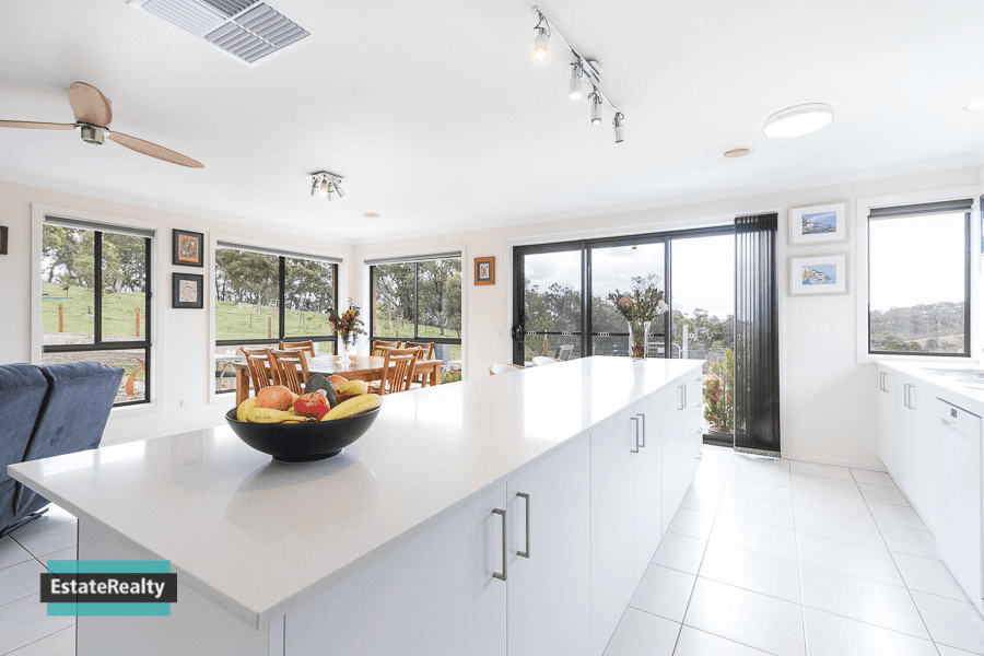 114 Cherry Tree Lane, Bungendore, NSW 2621