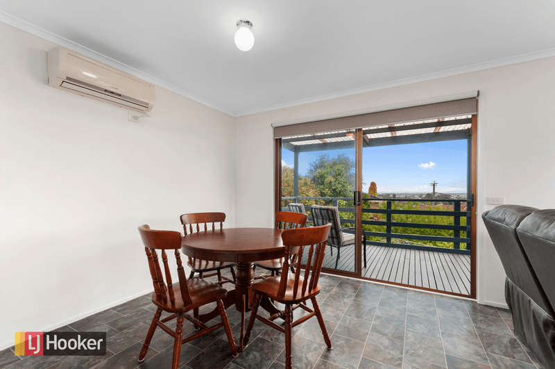 19 O'Neills Road, LAKES ENTRANCE, VIC 3909