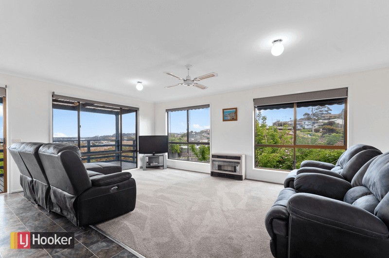 19 O'Neills Road, LAKES ENTRANCE, VIC 3909