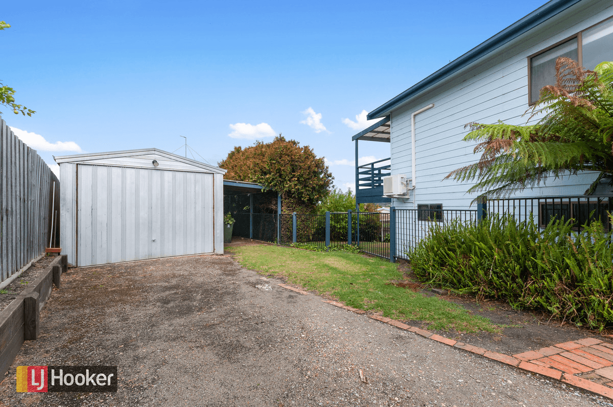 19 O'Neills Road, LAKES ENTRANCE, VIC 3909