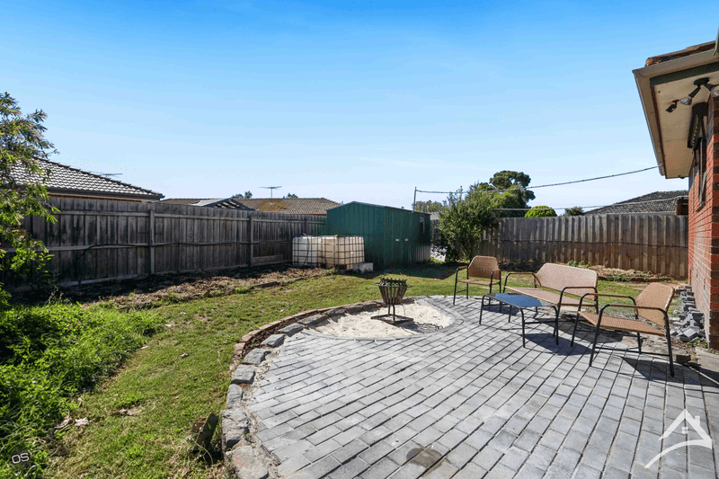 18 Cambridge Crescent, WERRIBEE, VIC 3030