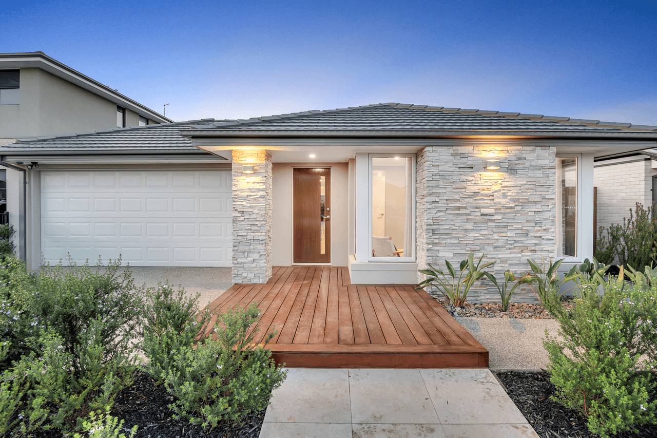 3 Blessington Circuit, Mickleham, VIC 3064