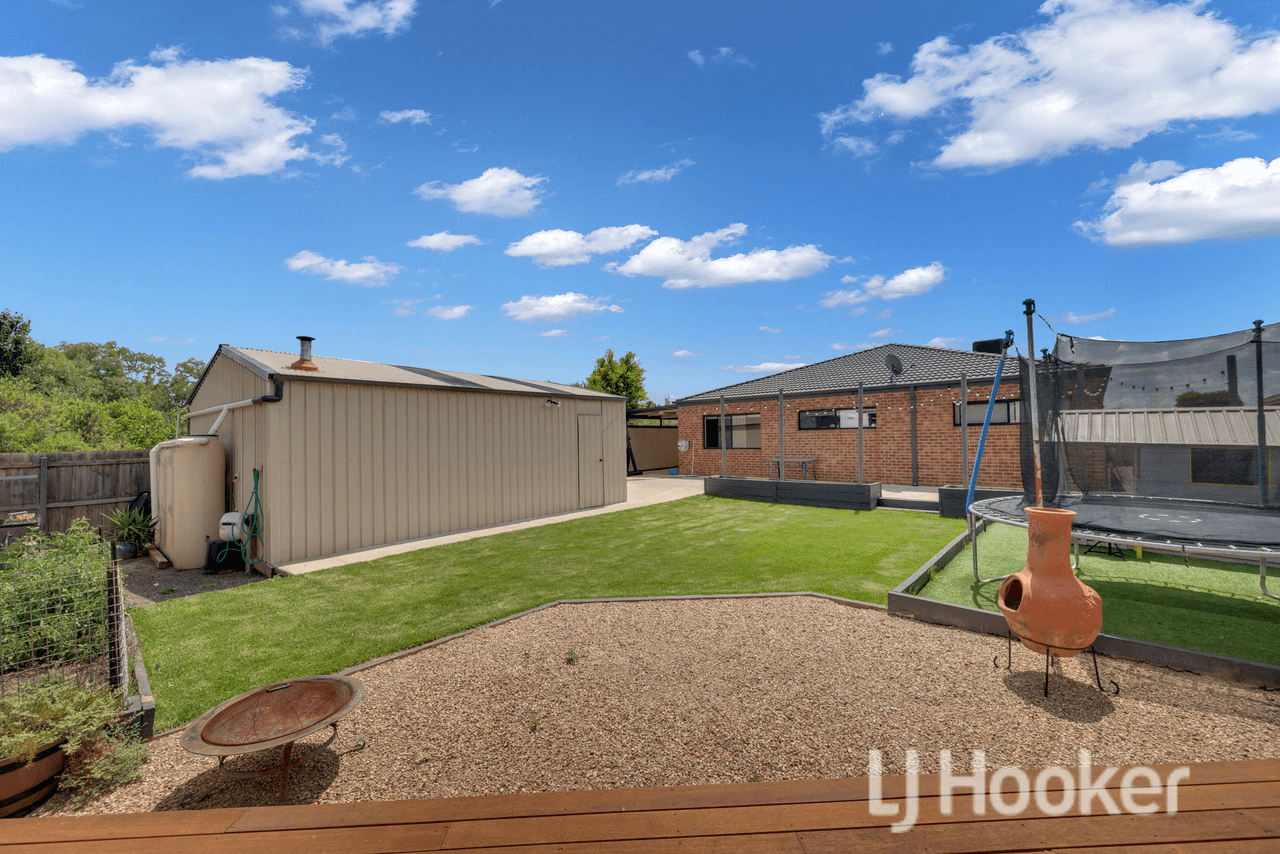 43 Dalray Crescent, KURUNJANG, VIC 3337