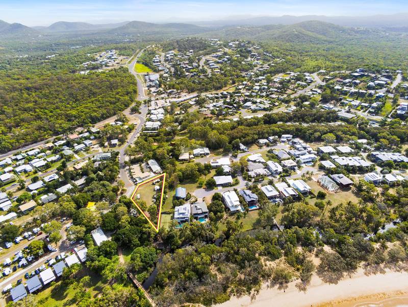 9 Agnes Street, AGNES WATER, QLD 4677