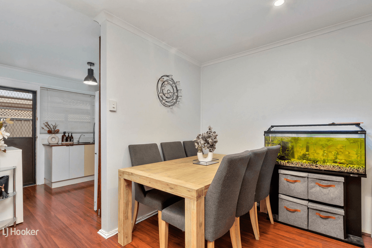 17/4 Para Road, EVANSTON, SA 5116