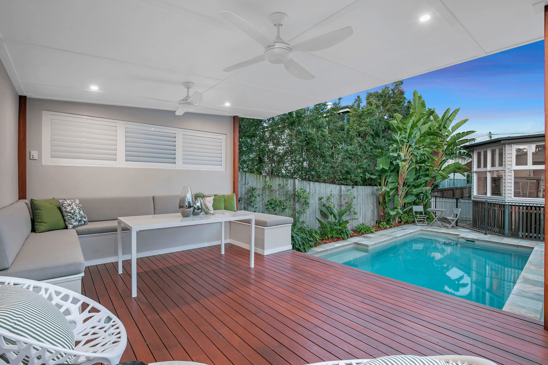 8 Owen Street, Wooloowin, QLD 4030