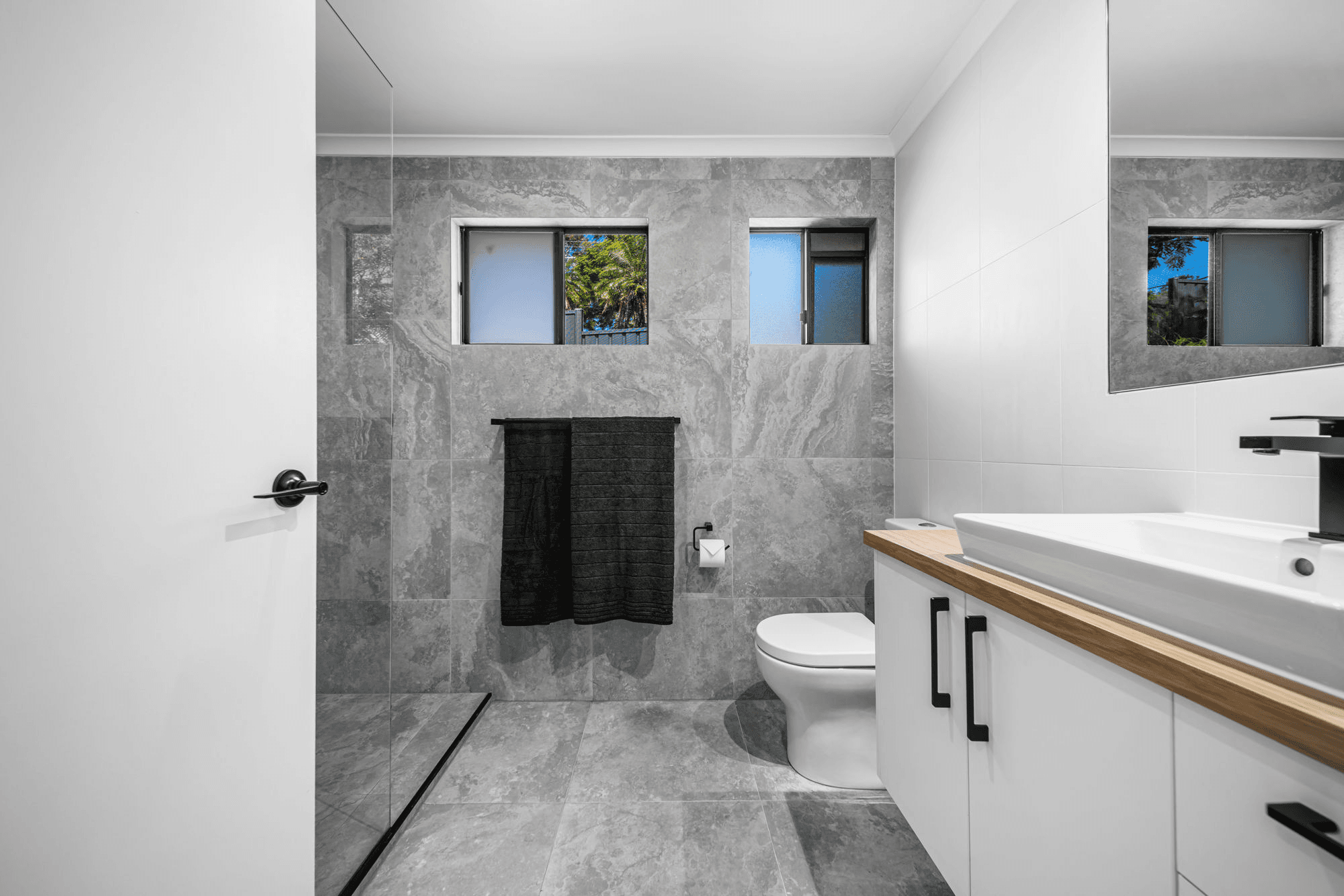 3 Gardenvale Drive, COES CREEK, QLD 4560