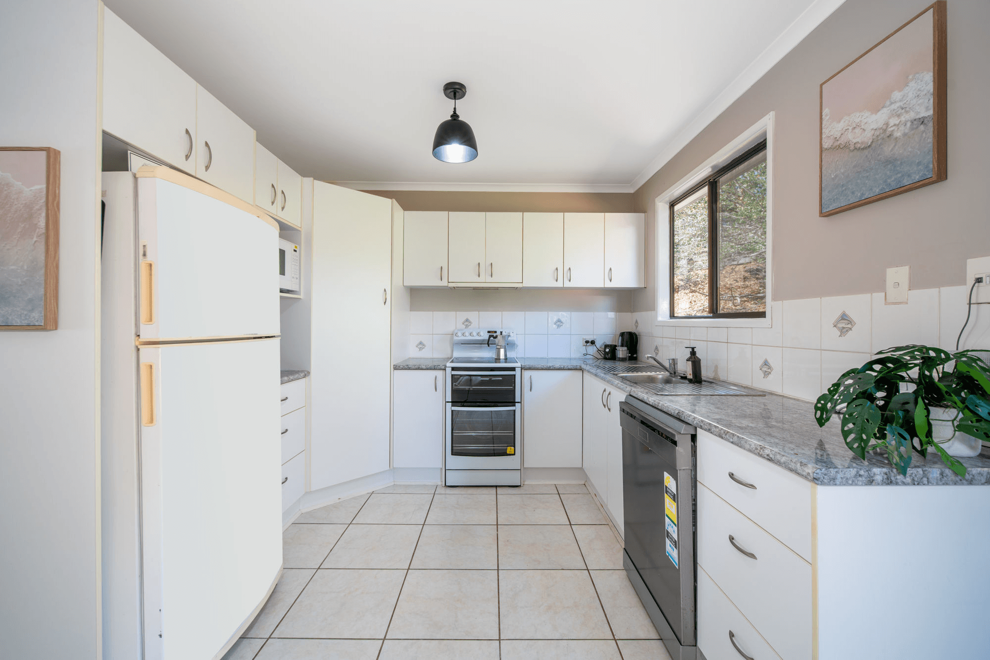 3 Gardenvale Drive, COES CREEK, QLD 4560