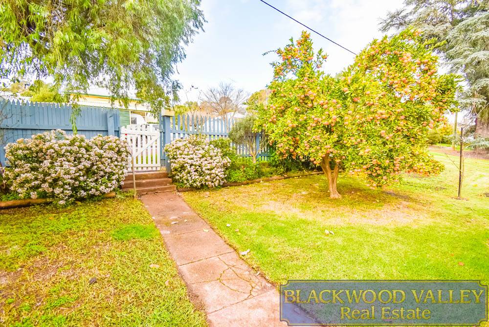 9 Hampton Street, BRIDGETOWN, WA 6255