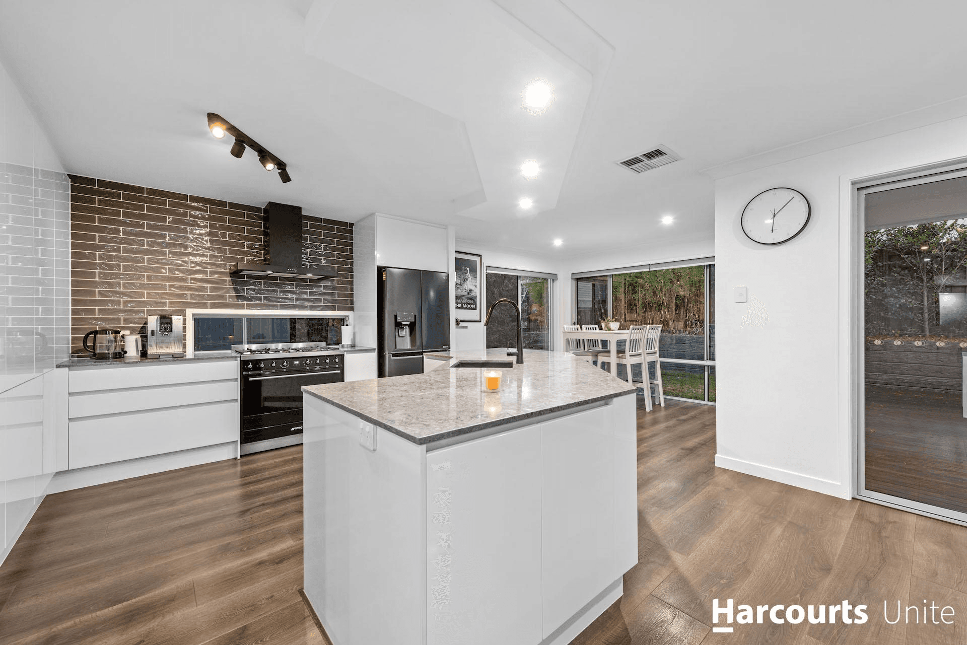 17 Backhousia Court, NORTH LAKES, QLD 4509