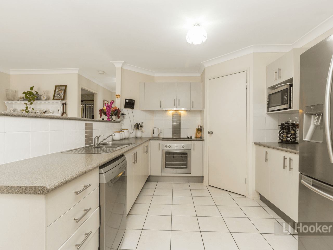 79 Fifth Avenue, MARSDEN, QLD 4132