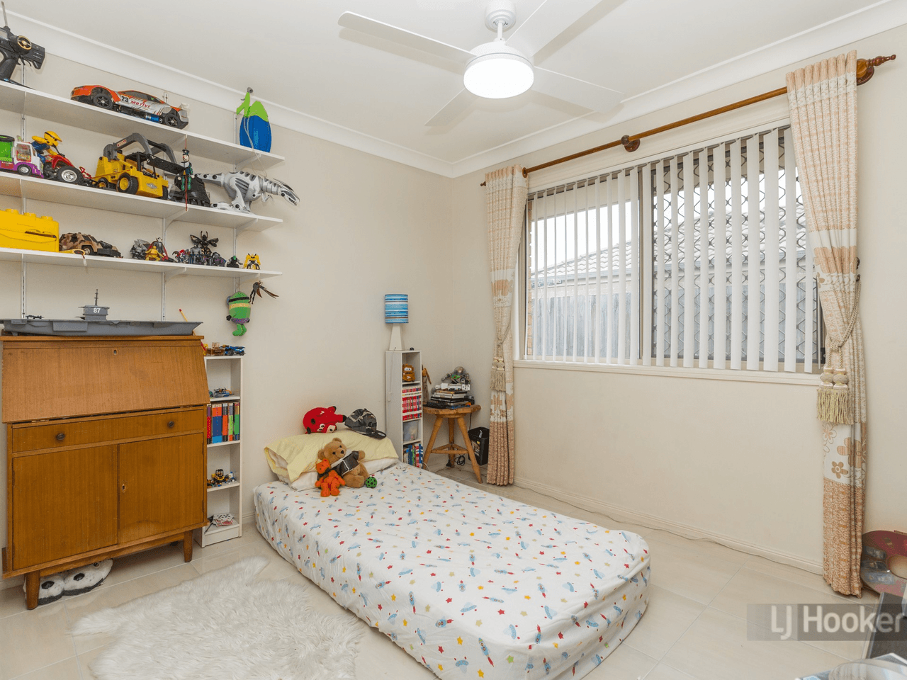 79 Fifth Avenue, MARSDEN, QLD 4132