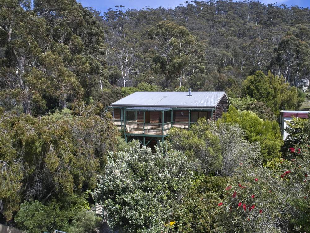 4 Burgess Street, BICHENO, TAS 7215