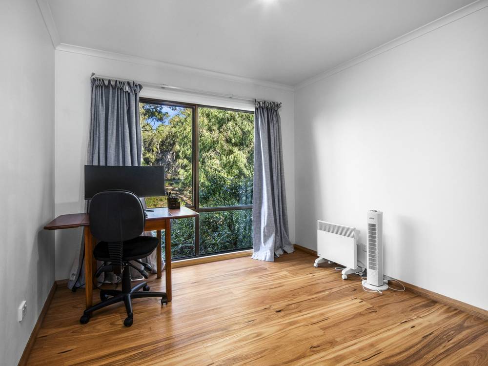 4 Burgess Street, BICHENO, TAS 7215