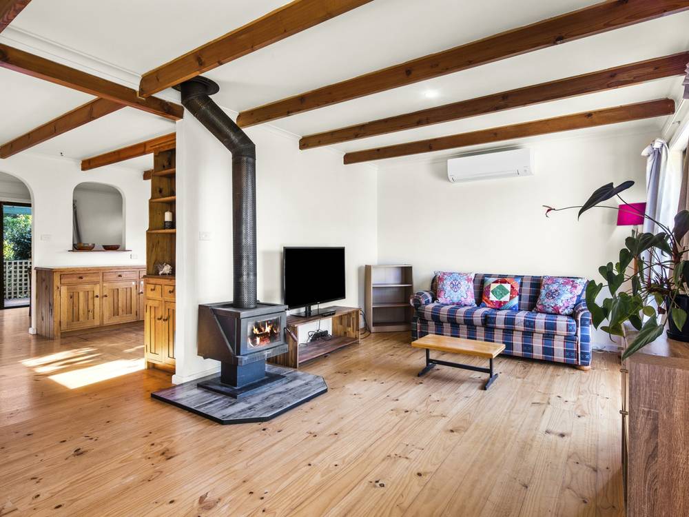 4 Burgess Street, BICHENO, TAS 7215
