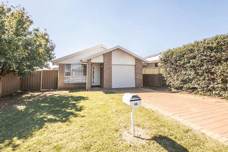 6A & 6B Thornett Place, DUBBO, NSW 2830