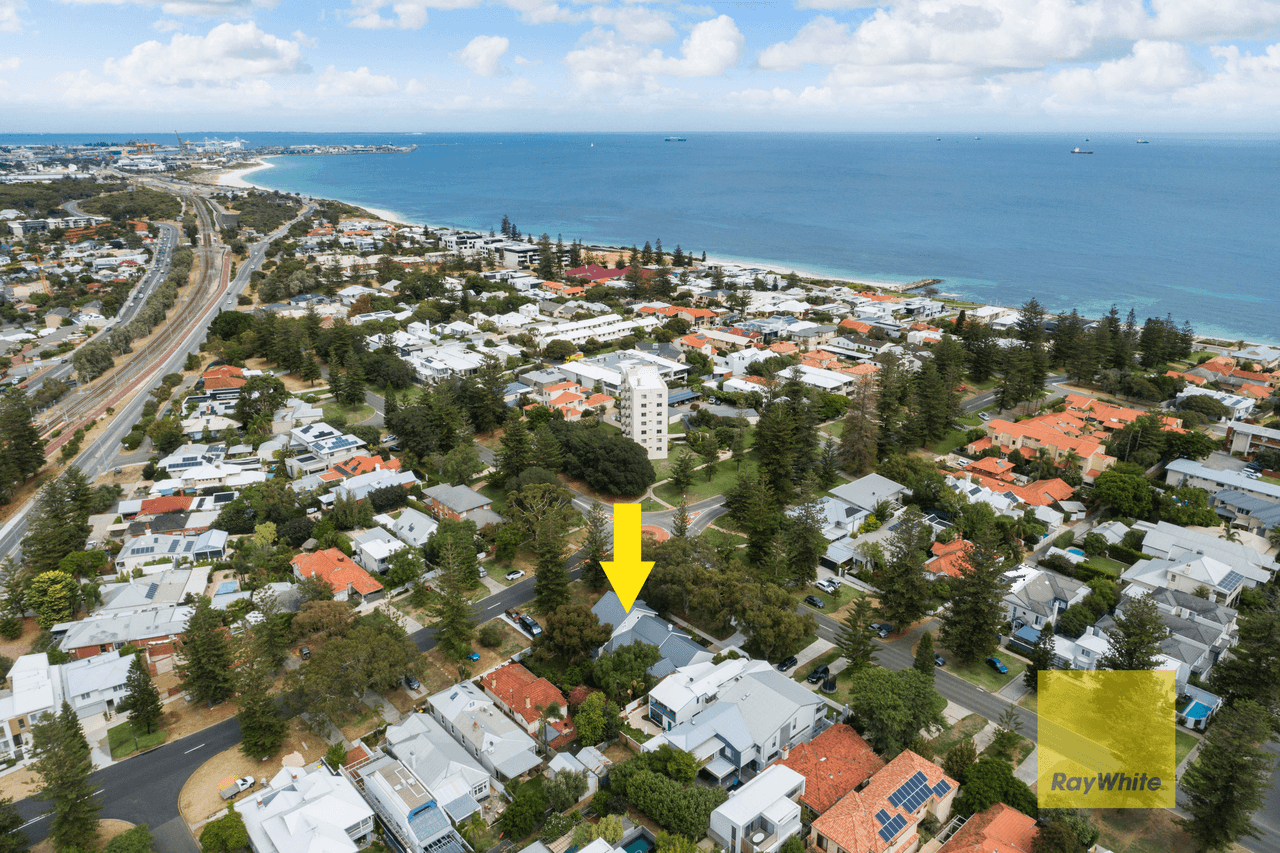 30 Salvado Street, COTTESLOE, WA 6011