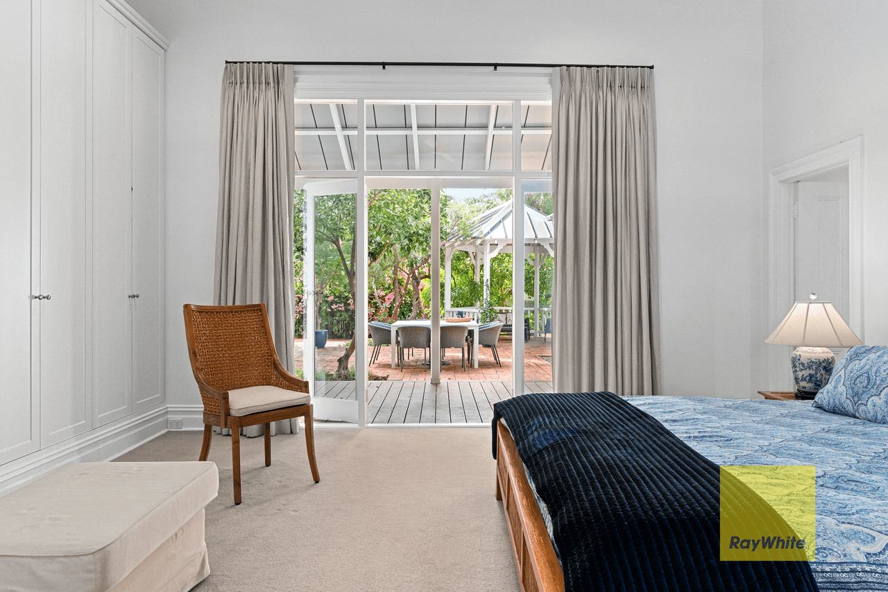 30 Salvado Street, COTTESLOE, WA 6011