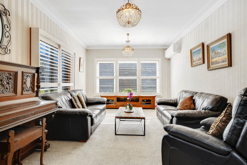 33 Lockyer Street, Adamstown, NSW 2289