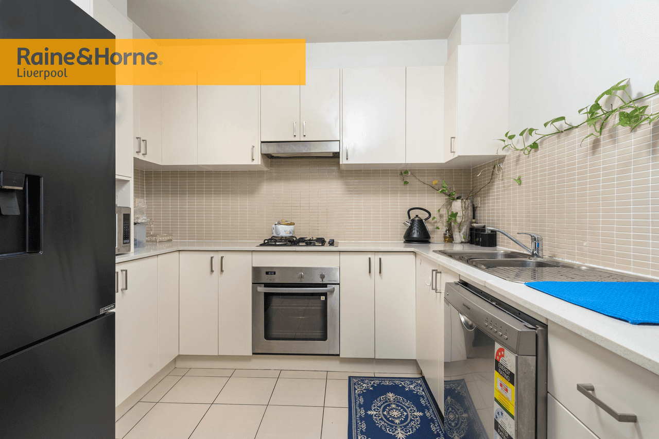 7/33 Lachlan Street, LIVERPOOL, NSW 2170