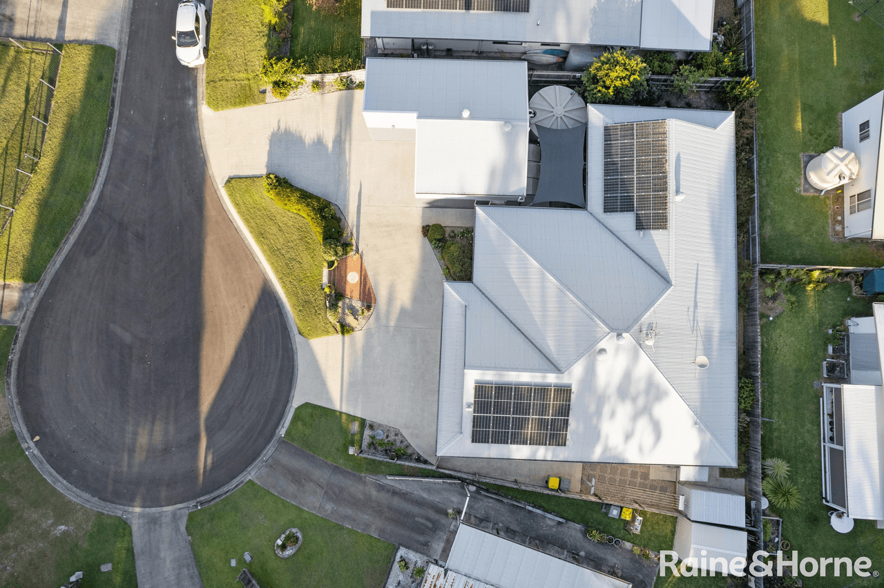 5 AQUA Place, TIN CAN BAY, QLD 4580