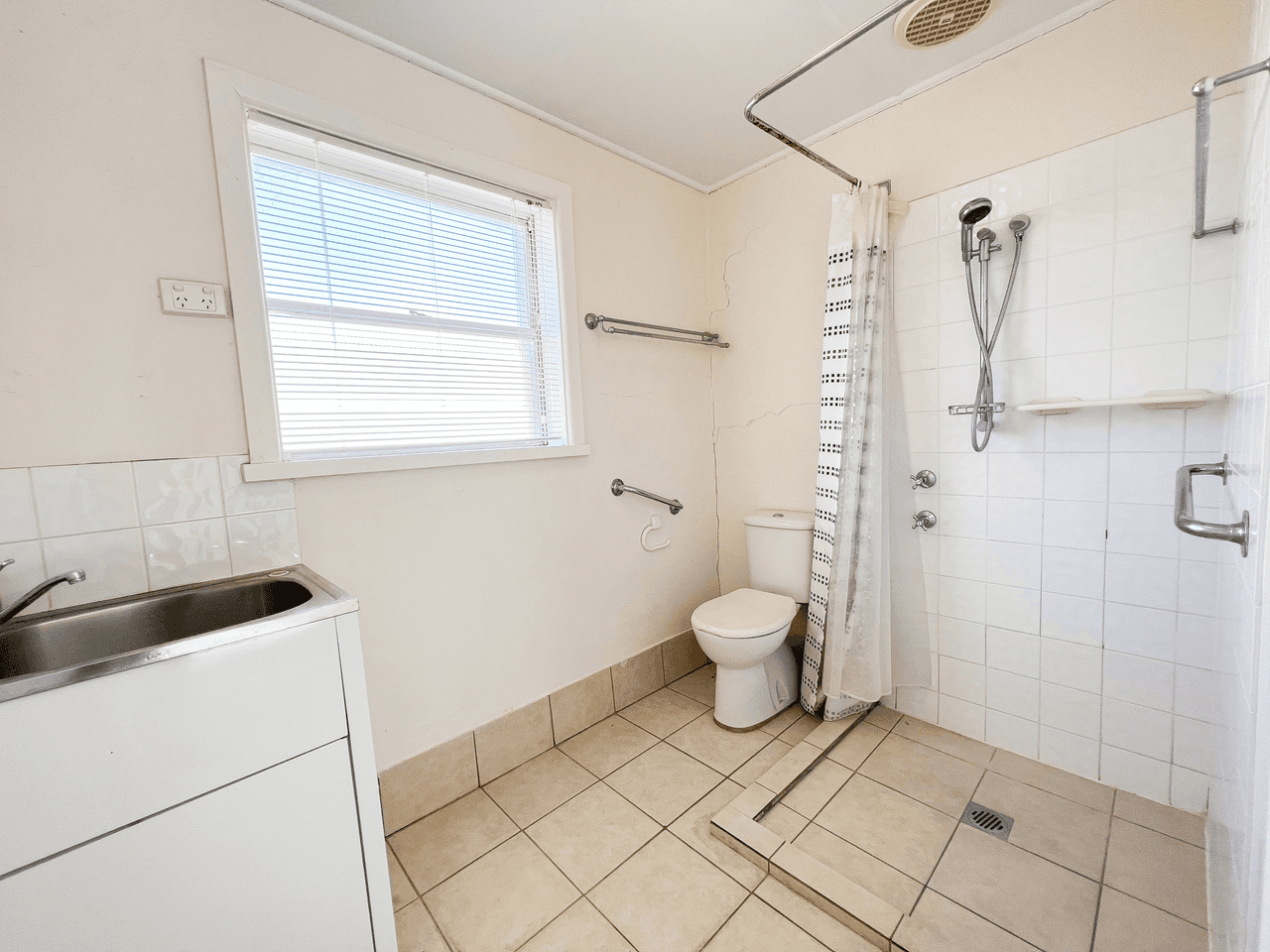 54 Orange Street, PARKES, NSW 2870