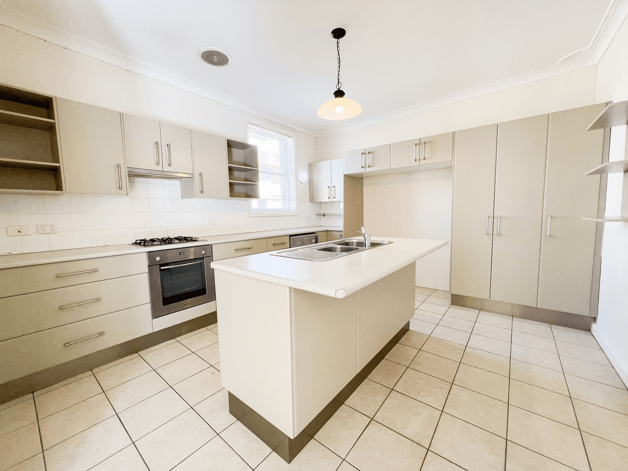 54 Orange Street, PARKES, NSW 2870