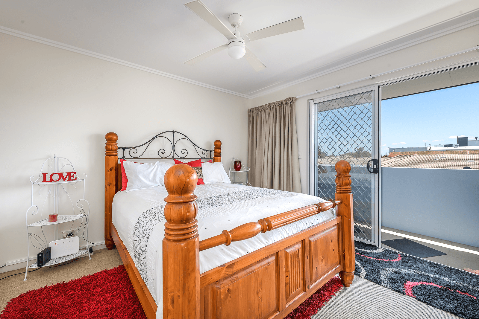 10/15 CLARK STREET, BIGGERA WATERS, QLD 4216