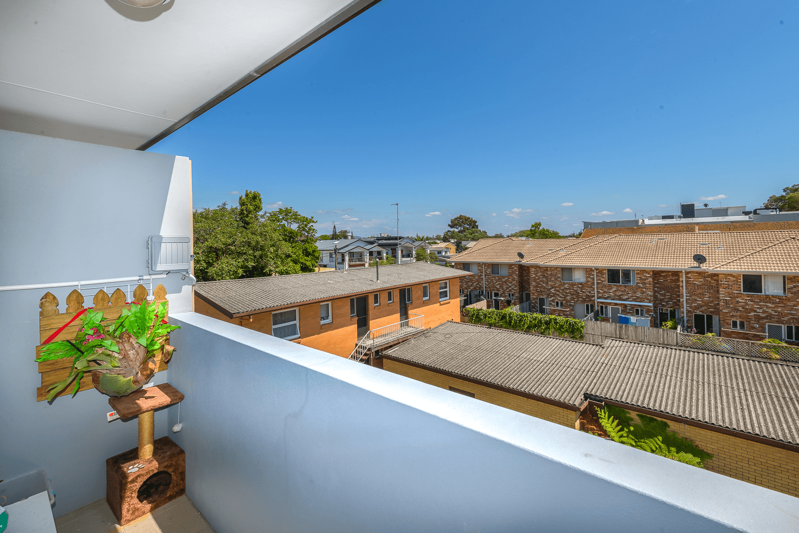 10/15 CLARK STREET, BIGGERA WATERS, QLD 4216