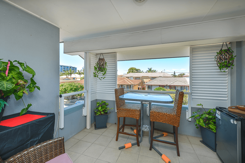 10/15 CLARK STREET, BIGGERA WATERS, QLD 4216