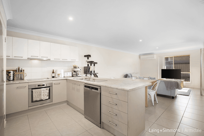 1 &amp; 2/11 Gordon Street, Armidale, NSW 2350