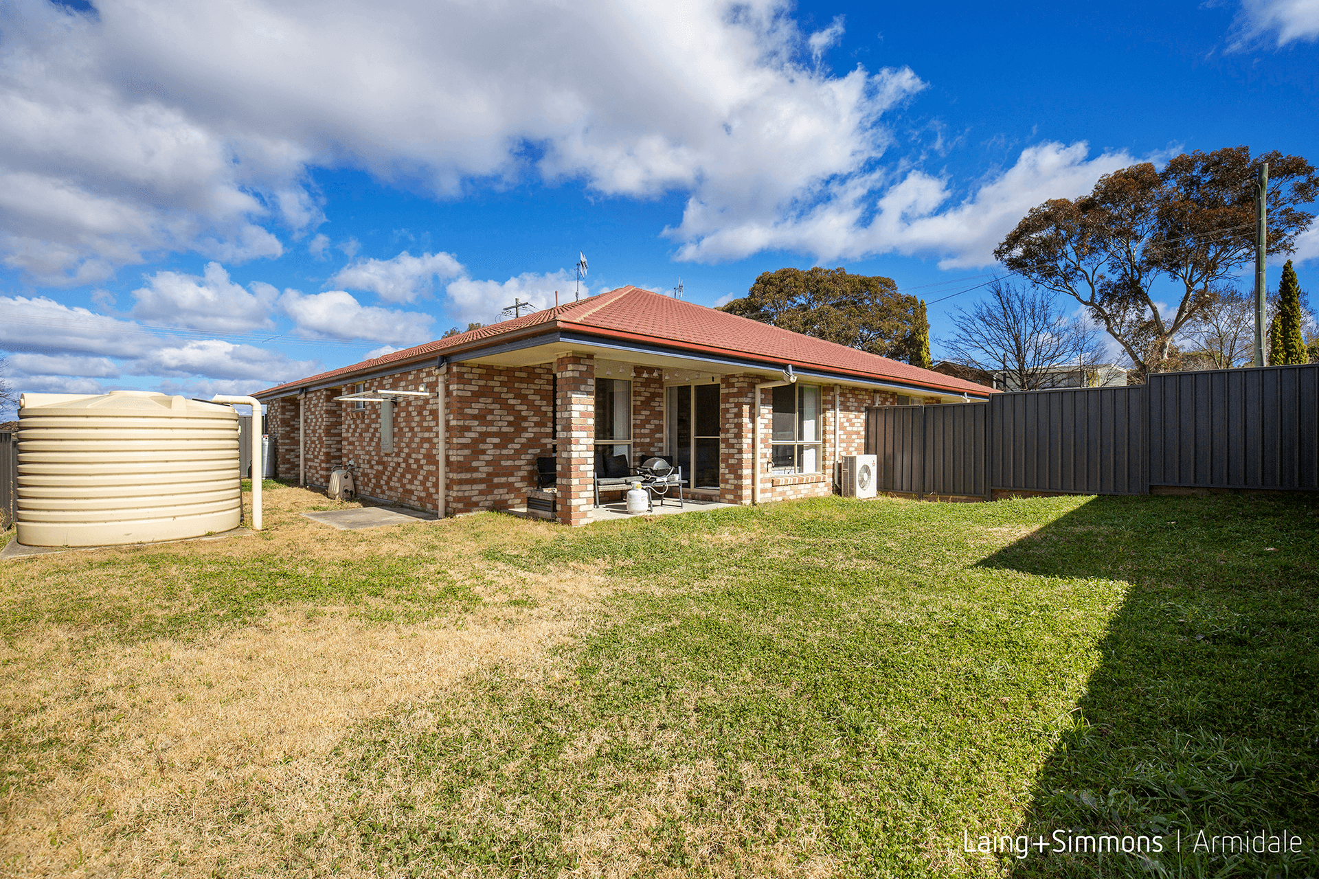 1 &amp; 2/11 Gordon Street, Armidale, NSW 2350