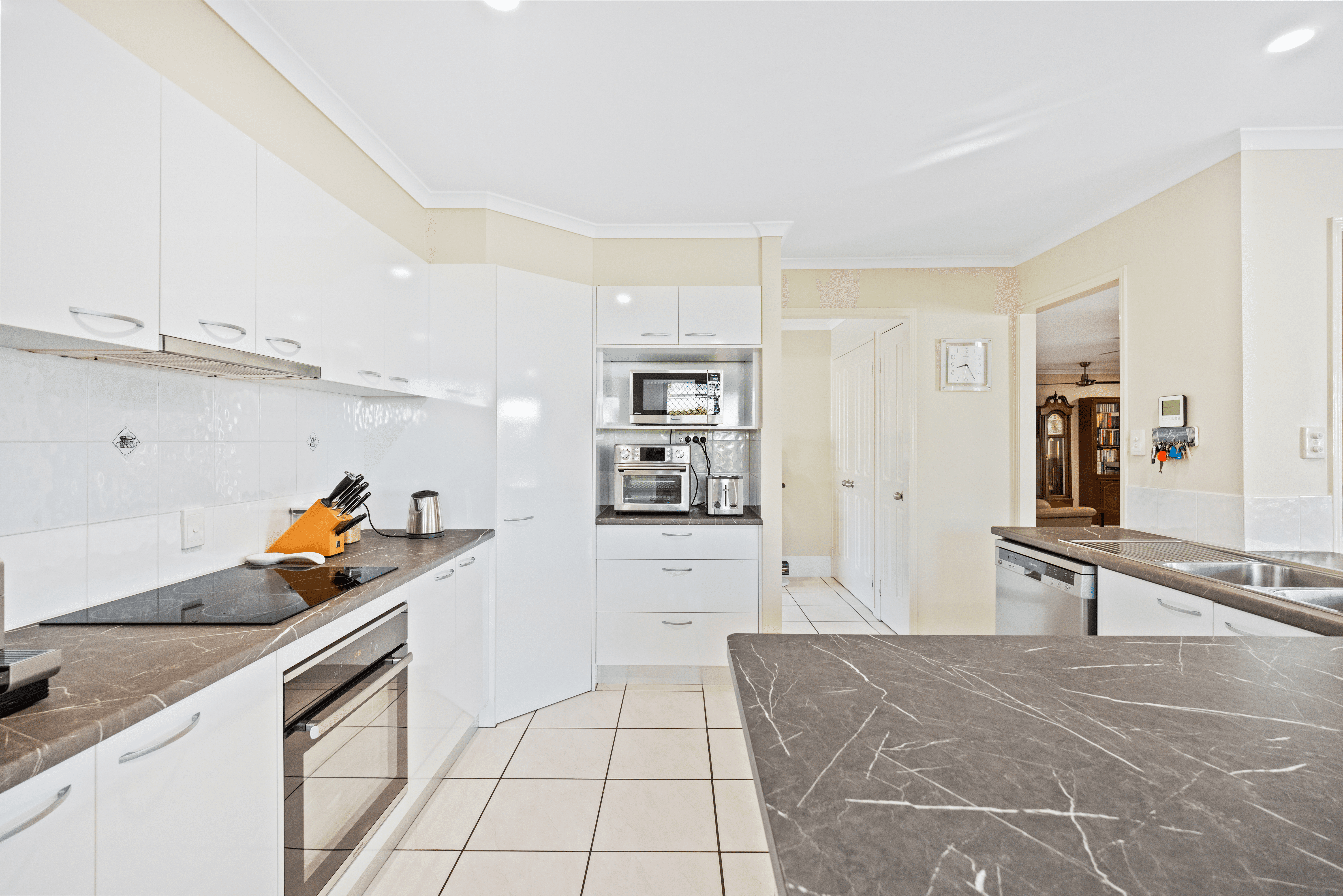 20 Banksia Avenue, TIN CAN BAY, QLD 4580