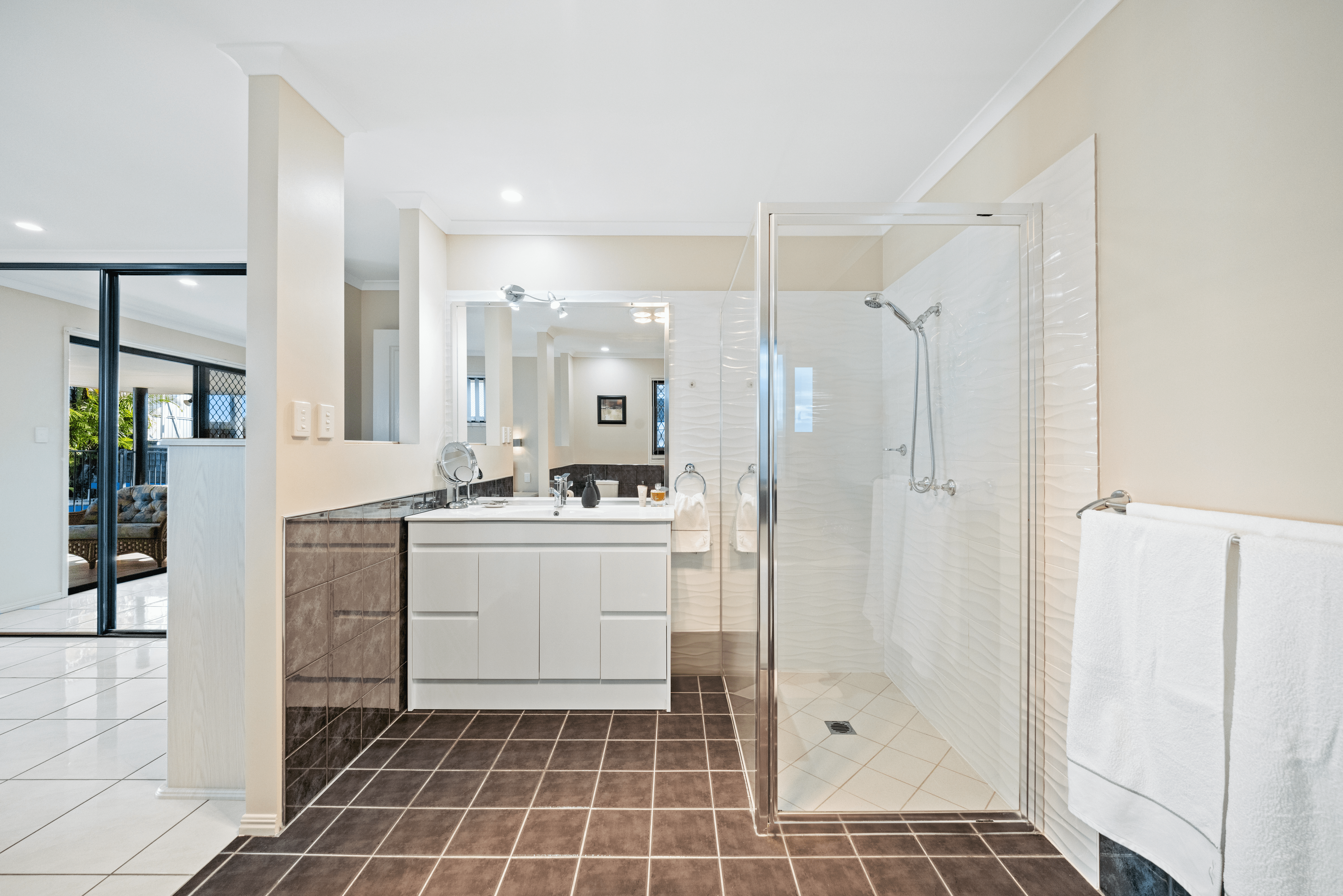 20 Banksia Avenue, TIN CAN BAY, QLD 4580