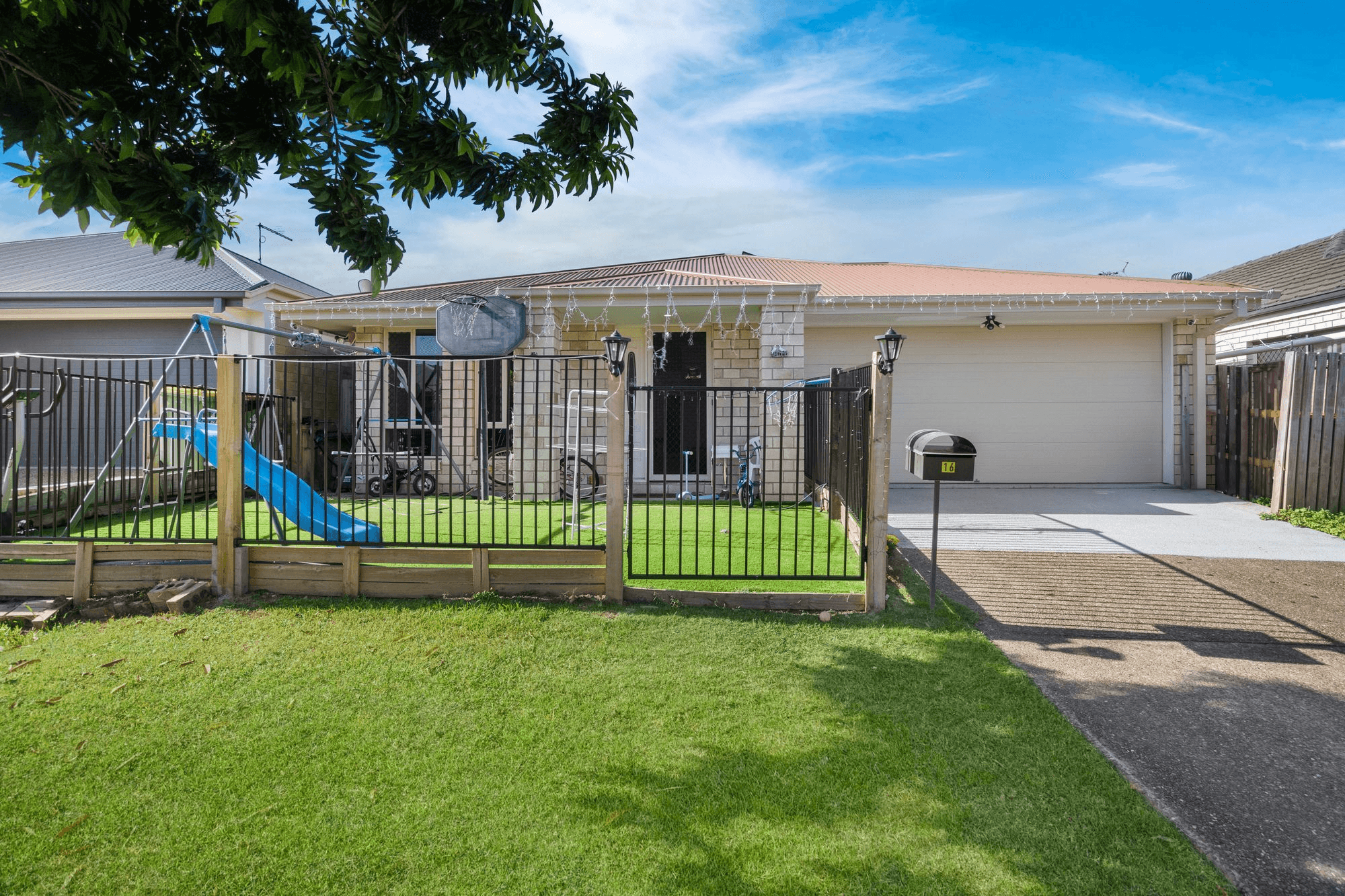 16 Shale Avenue, LOGAN RESERVE, QLD 4133