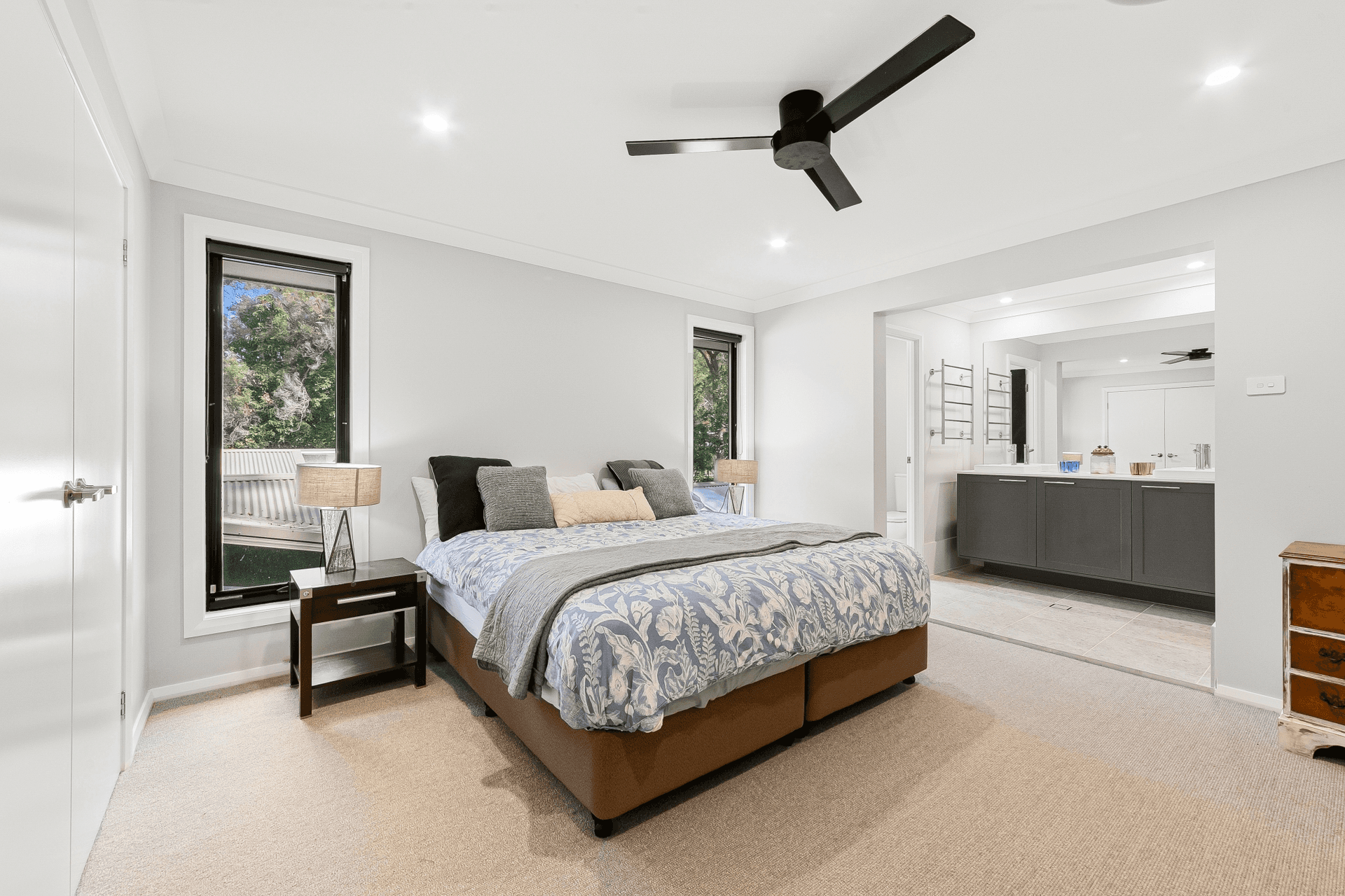 90 Diamond Road, Pearl Beach, NSW 2256