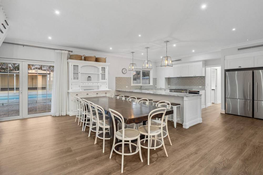 28 Avana Loop, Caversham, WA 6055
