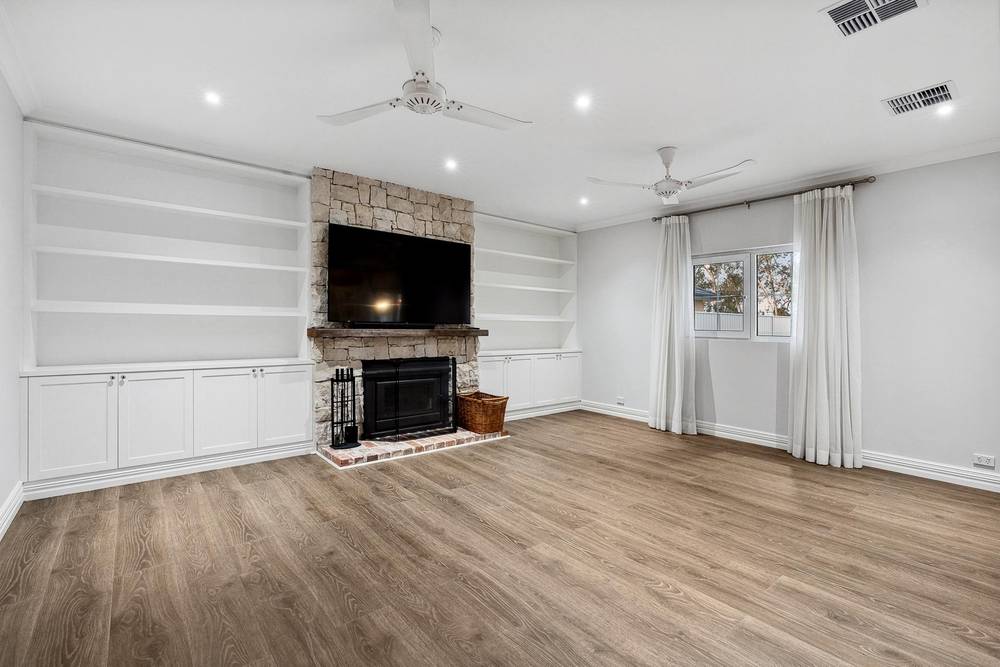 28 Avana Loop, Caversham, WA 6055