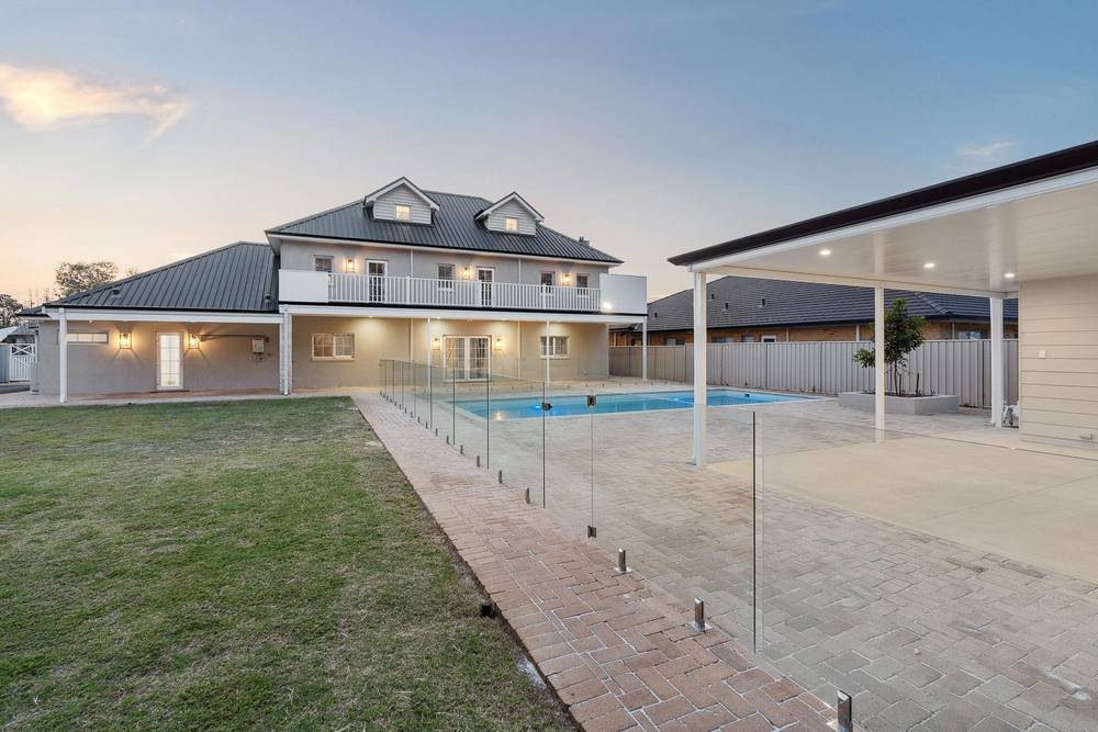 28 Avana Loop, Caversham, WA 6055