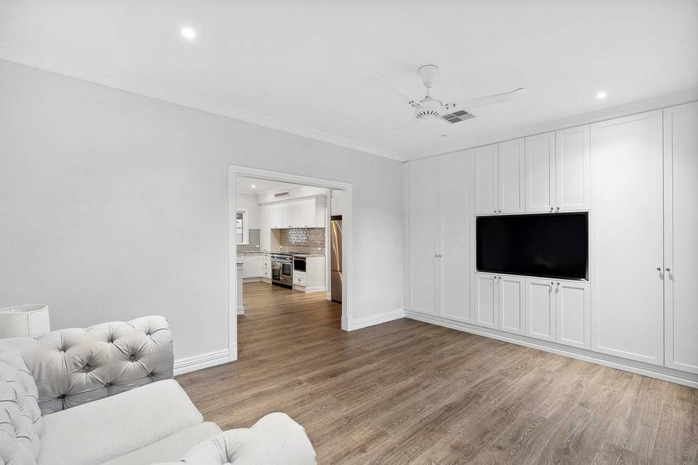 28 Avana Loop, Caversham, WA 6055