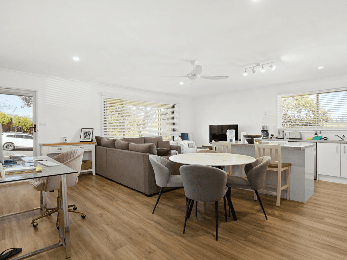 1/6 Osprey Avenue, OLD BAR, NSW 2430