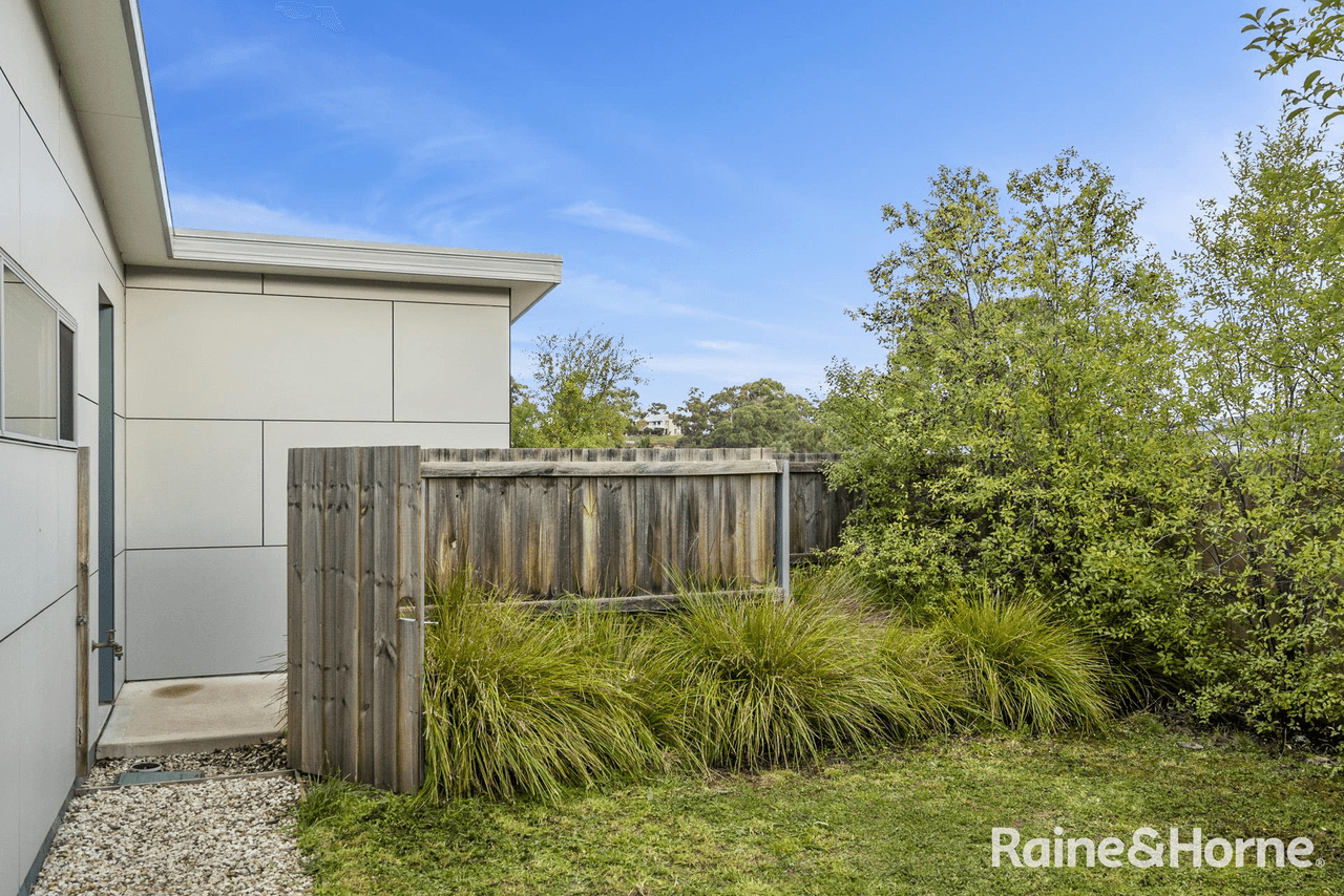 5/134 Burwood Drive, BLACKMANS BAY, TAS 7052