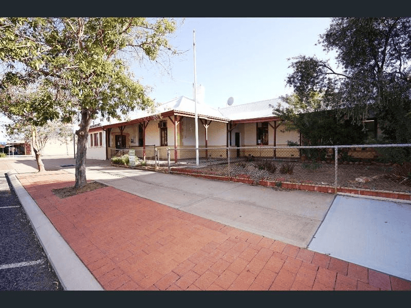 24 ANTARES STREET, SOUTHERN CROSS, WA 6426