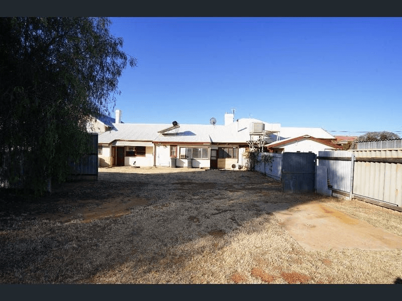 24 ANTARES STREET, SOUTHERN CROSS, WA 6426