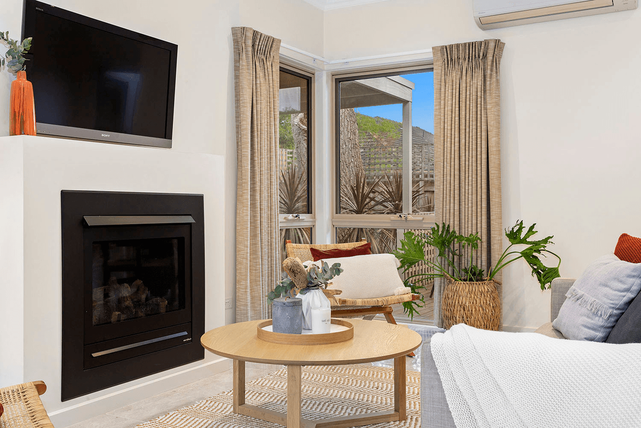 2/8 Williams Street, MENTONE, VIC 3194