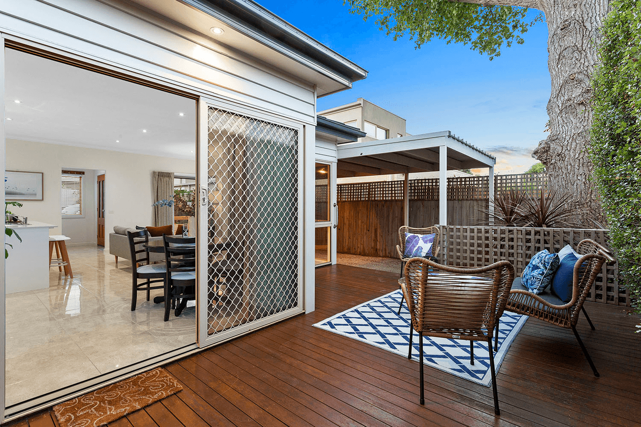 2/8 Williams Street, MENTONE, VIC 3194