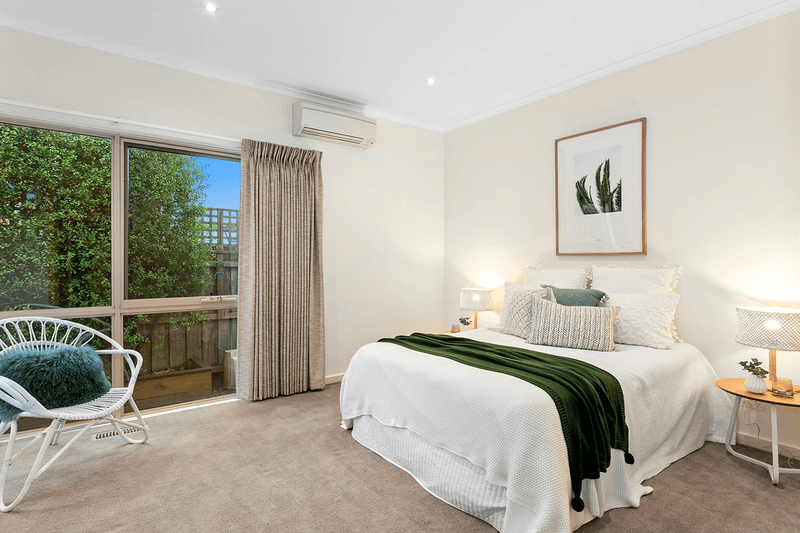 2/8 Williams Street, MENTONE, VIC 3194