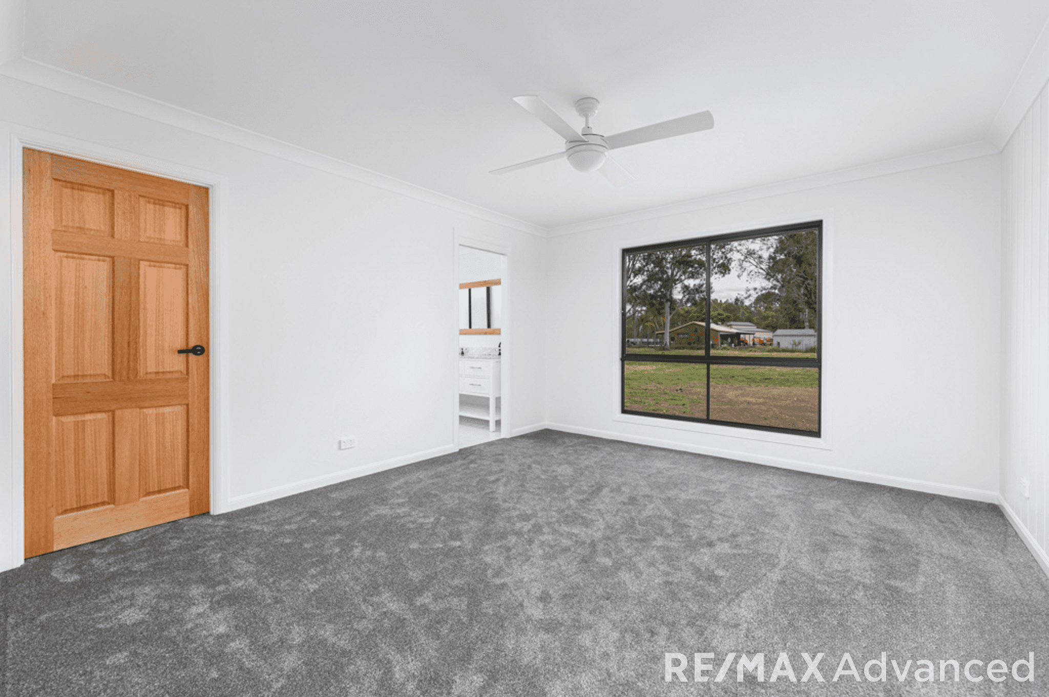 1-11 Murray Court, Beachmere, QLD 4510