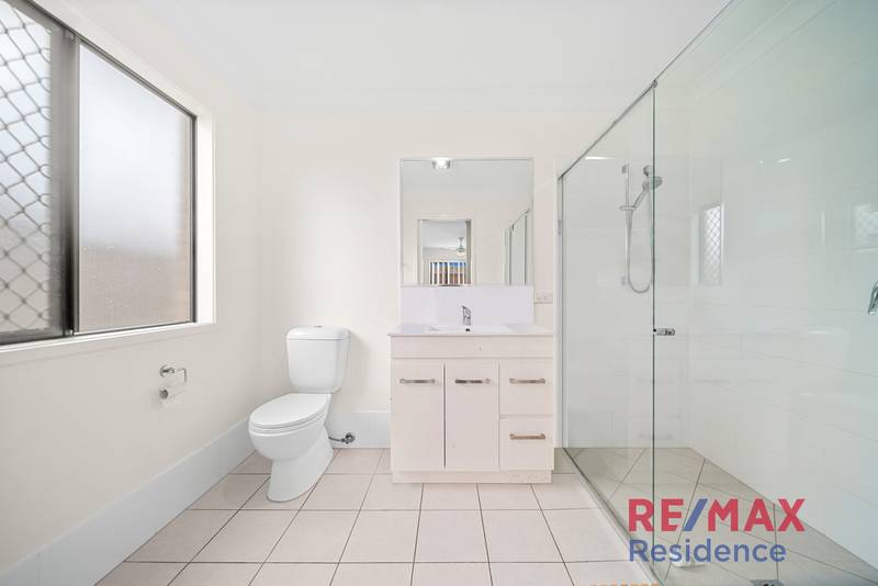 3 Gossan Circuit, YARRABILBA, QLD 4207